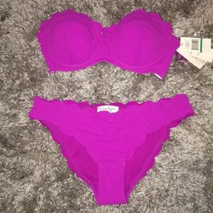 GORGEOUS Jessica Simpson scallop bikini